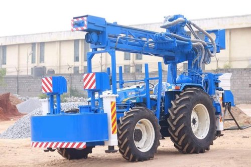 NG Engineering Semi-Automatic Tractor Mounted hydraulic drilling rig, Capacity: 150-500 feet