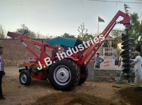 Mild Steel Tractor Mounted Pit Making Machine, Digging Capacity: 7 to 9 m
