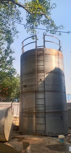 Metal Vertical Storage Tank