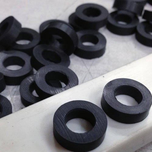 Black Round Viton Rubber Washer, Packaging Type: Packet, Box
