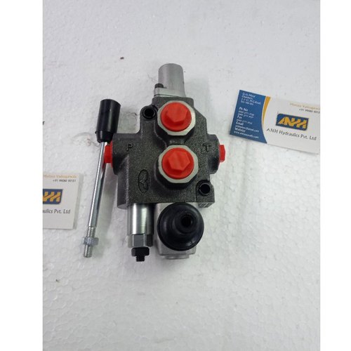 Walvoil SD 14/1 Forklift Valve, Flow Rate: 120 Lpm