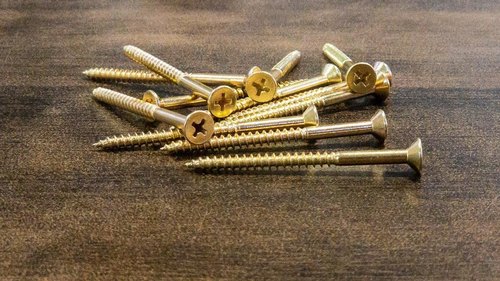 Steel Yellow Zinc Plated Chipboard Screw